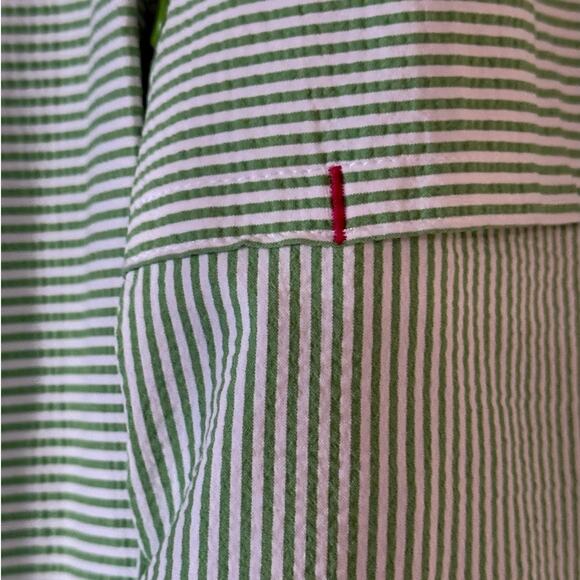 Under Armour Green & White Seersucker Striped Hooded Jacket - MD/M VERY NICE!! - Picture 5 of 8